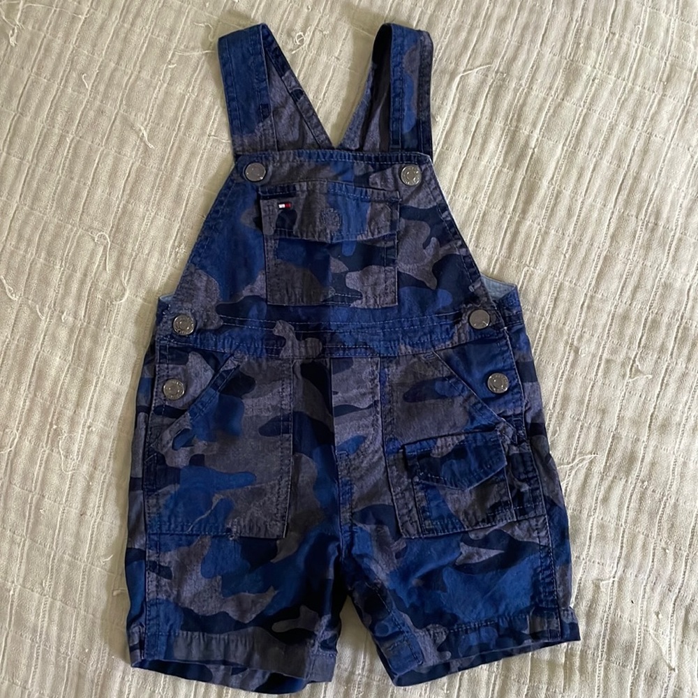 Tommy Hilfiger 18m overall shorts